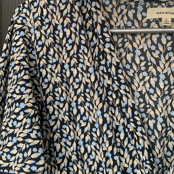 Max Studio black‎ blue dresss tie front neck sz L elastic waist midi fit & flare - Picture 9 of 14